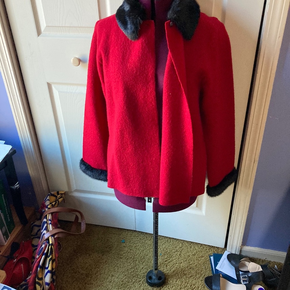 Cape/jacket